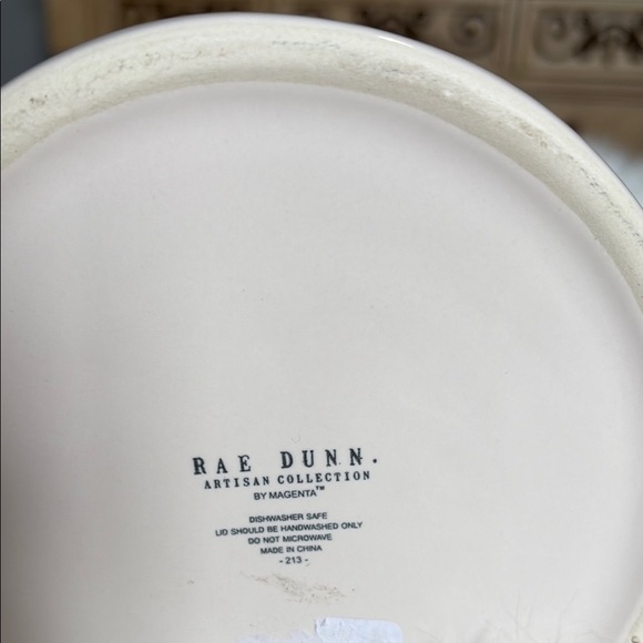 White and Red Heart Design Mug Set - Picture 3 of 4